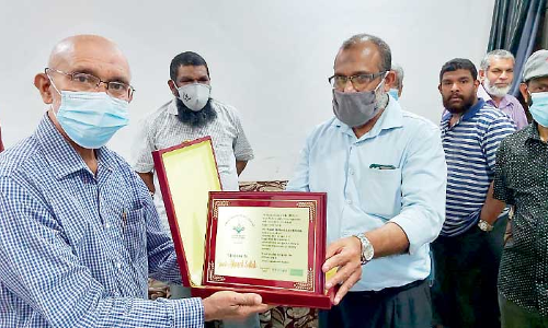 34 വ​ർ​ഷ​ത്തെ പ്ര​വാ​സം; സി.​എം.​കെ. അ​ഹ​മ്മ​ദ്​ മ​ട​ങ്ങി