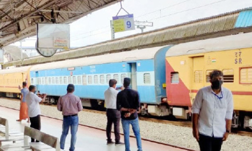 ആറുമാസത്തിനുശേഷം പയ്യന്നൂരിൽ യാത്രാവണ്ടി