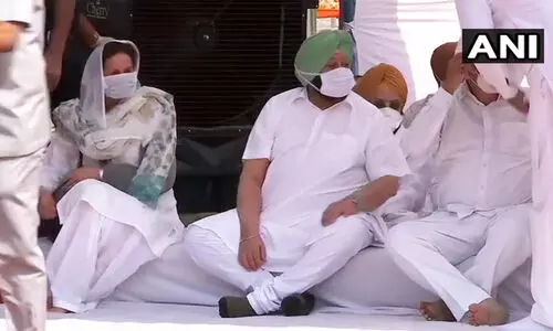 കർഷക പ്രക്ഷോഭത്തെ പിന്തുണച്ച് പഞ്ചാബ് മുഖ്യമന്ത്രിയുടെ ധർണ