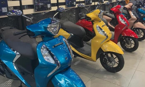 ഇരുചക്ര വാഹനം വാങ്ങുന്നവർ ശ്രദ്ധിക്കുക; ​   നിങ്ങൾക്ക്​ ഇതെല്ലാം സൗജന്യമാണ്