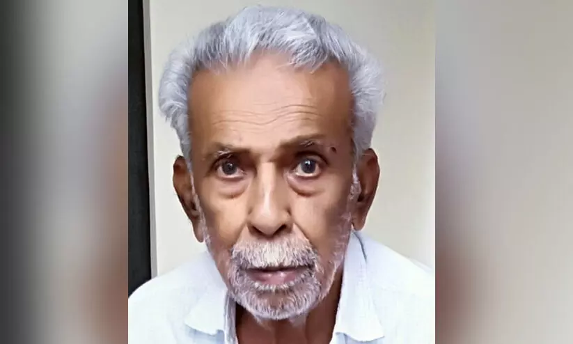 മുൻ സന്തോഷ് ട്രോഫി താരം ആസിഫ് സഹീറിന്റെ പിതാവ് മരിച്ചു മുൻ സന്തോഷ് ട്രോഫി താരം ആസിഫ് സഹീറിന്റെ പിതാവ് മരിച്ചു