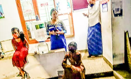 വീട്ടിൽ വൈദ്യുതിയില്ല; കെ.എസ്​.ഇ.ബി ഓഫിസിൽ പ്രതിഷേധവുമായി പട്ടാളക്കാര​െൻറ കുടുംബം