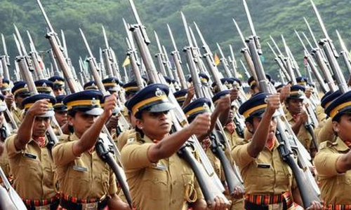 പോക്​സോ കേസ്​: വനിത പൊലീസുകാർക്കെതിരെ ഡി.ജി.പിക്ക്​ പരാതി