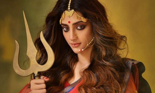 ദുർഗയായി ഫോ​​േട്ടാ ഷൂട്ട്​; തൃണമൂൽ എം.പി നുസ്രത്ത്​ ജഹാ​ന്​ വധഭീഷണി