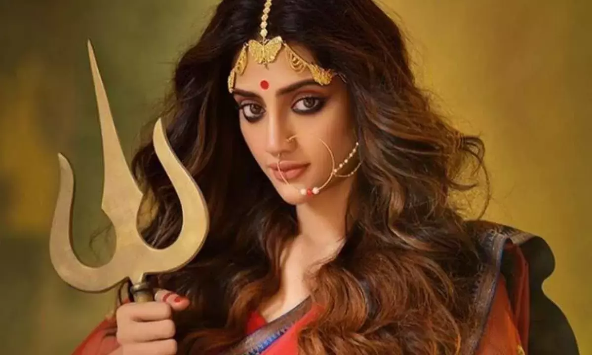 ദുർഗയായി ഫോ​​േട്ടാ ഷൂട്ട്​; തൃണമൂൽ എം.പി നുസ്രത്ത്​ ജഹാ​ന്​ വധഭീഷണി