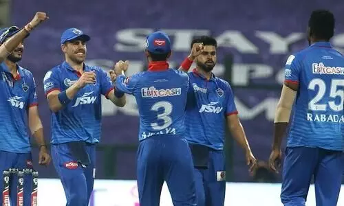 ഹൈദരാബാദിനെ പിടിച്ചു കെട്ടി റബാദ; ഡൽഹിക്ക് ജയിക്കാൻ 163 ഹൈദരാബാദിനെ പിടിച്ചു കെട്ടി റബാദ; ഡൽഹിക്ക് ജയിക്കാൻ 163