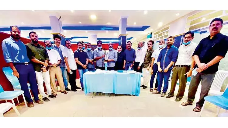 പി.എസ്.എം.ഒ കോളജ് അലുമ്നി അസോസിയേഷൻ യാത്രയയപ്പ് പി.എസ്.എം.ഒ കോളജ് അലുമ്നി അസോസിയേഷൻ യാത്രയയപ്പ്