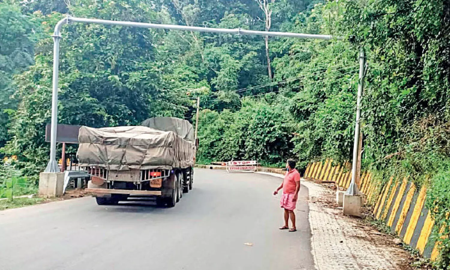 കേരളത്തിൽ നിന്ന് നീലഗിരിയിലേക്ക് വരുന്നവർക്ക് കോവിഡ് ടെസ്​റ്റ് നിർബന്ധം
