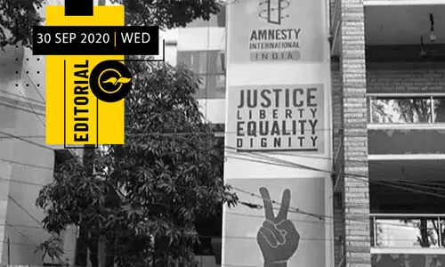 മ​​നു​​ഷ്യാ​​വ​​കാ​​ശ പ്ര​​സ്​​​ഥാ​​ന​​ങ്ങ​​ളെ ഭ​​യ​​ക്കു​​ന്ന സ​​ർ​​ക്കാ​​ർ