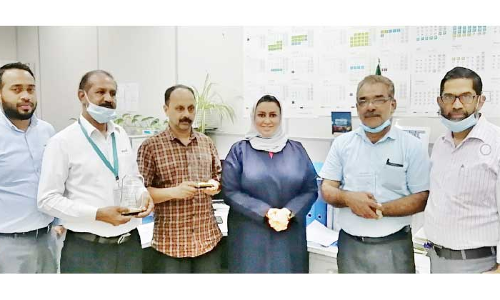 യാ​ത്ര​യ​യ​പ്പ് ന​ല്‍കി