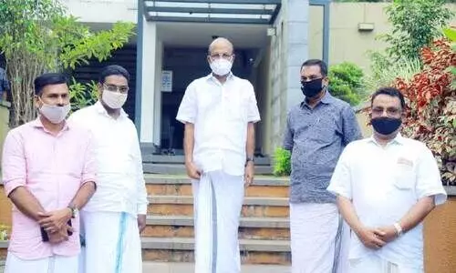 ബ​ഹ്‌​റൈ​ന്‍ പ്ര​വാ​സി​ക​ളു​ടെ യാ​ത്ര​പ്ര​ശ്‌​നം കെ.​എം.​സി.​സി നി​വേ​ദ​നം ന​ല്‍കി