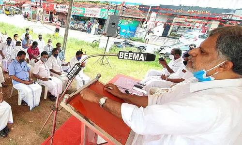 യു.ഡി.എഫ്​ നേതാക്കൾ പൊലീസിനെ കെട്ടിപ്പിടിച്ച് കോവിഡ് പരത്തി –എ. വിജയരാഘവൻ