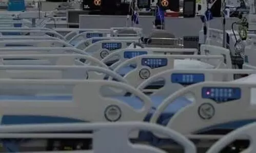 കോവിഡ് പോസിറ്റിവ് ഗർഭിണികളെ ചികിത്സിക്കാത്ത സ്വകാര്യ ആശുപത്രികൾക്ക് കടിഞ്ഞാൺ