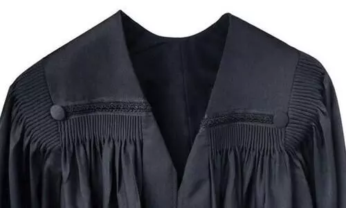 beaten in the courtroom