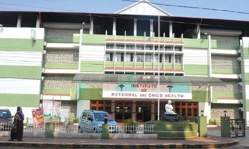 കോഴിക്കോട് മെഡിക്കൽ കോളജിൽ പിഞ്ചുകുഞ്ഞ് കോവിഡ് ബാധിച്ച് മരിച്ചു കോഴിക്കോട് മെഡിക്കൽ കോളജിൽ പിഞ്ചുകുഞ്ഞ് കോവിഡ് ബാധിച്ച് മരിച്ചു