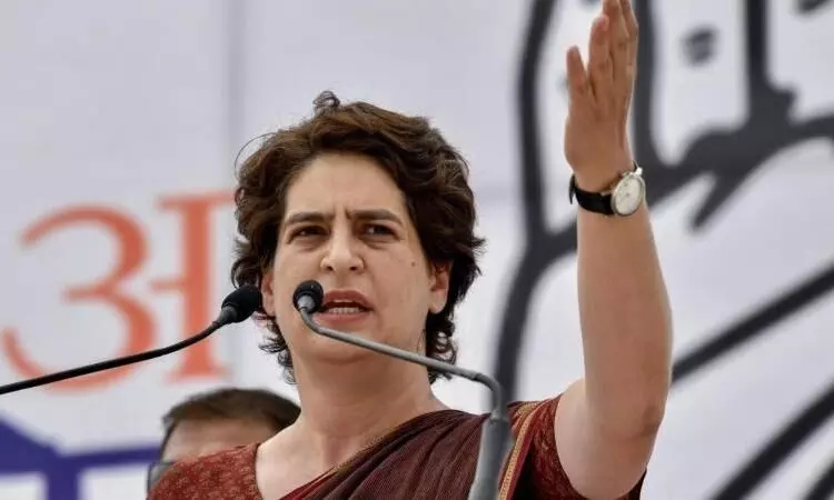 ഹഥ്​രസ്​ ബലാത്സംഗക്കൊല: പെൺകുട്ടിയുടെ മൃതദേഹത്തെയും അപമാനിക്കുന്നു, യോഗി രാജിവെക്കണം