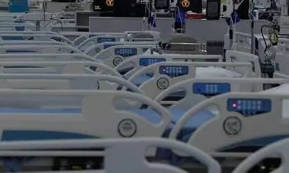 കോവിഡ് പോസിറ്റിവ് ഗർഭിണികളെ ചികിത്സിക്കാത്ത സ്വകാര്യ ആശുപത്രികൾക്ക് കടിഞ്ഞാൺ കോവിഡ് പോസിറ്റിവ് ഗർഭിണികളെ ചികിത്സിക്കാത്ത സ്വകാര്യ ആശുപത്രികൾക്ക് കടിഞ്ഞാൺ