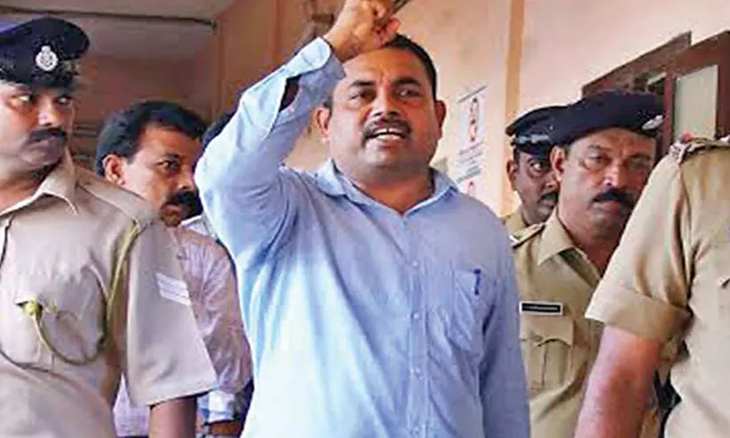 മാവോയിസ്റ്റ് നേതാവ് രൂപേഷിനെതിരായ യു.എ.പി.എ കേസ് പിന്വലിക്കാന് സംസ്ഥാന സര്ക്കാര് മാവോയിസ്റ്റ് നേതാവ് രൂപേഷിനെതിരായ യു.എ.പി.എ കേസ് പിന്വലിക്കാന് സംസ്ഥാന സര്ക്കാര്