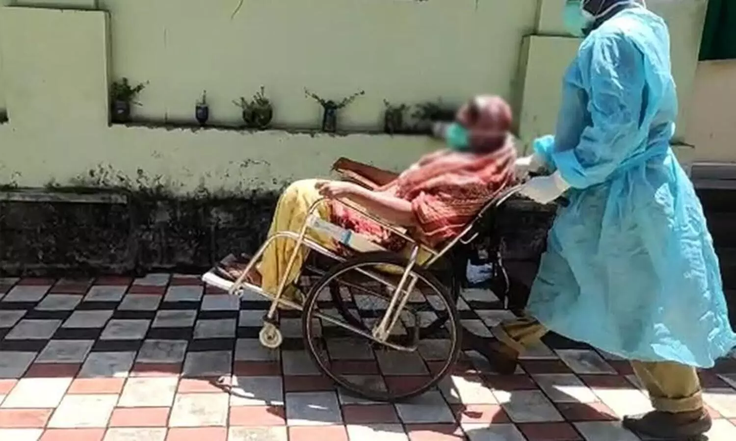 ബി.പി.എൽ കാർഡിന് ഓഫിസ്​ കയറി മടുത്ത വീട്ടമ്മ ആത്മഹത്യക്ക് ശ്രമിച്ചു