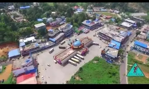 കട്ടപ്പന നഗരത്തിലെ മൂന്നേക്കറിലധികം കൈയേറ്റം സർക്കാർ തിരിച്ചുപിടിച്ചു കട്ടപ്പന നഗരത്തിലെ മൂന്നേക്കറിലധികം കൈയേറ്റം സർക്കാർ തിരിച്ചുപിടിച്ചു