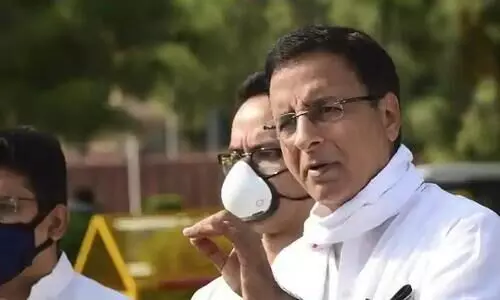 യോഗി സർക്കാറി​െൻറ ശവപ്പെട്ടിയിലെ അവസാന ആണി; ​രാഹുലി​​േൻറയുടേയും പ്രിയങ്കയുടേയും അറസ്​റ്റിൽ രൺദീപ്​ സിങ്​ സുർജേവാല