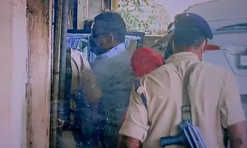 സ്വ​ർ​ണ​ക്ക​ട​ത്ത്: കാ​രാ​ട്ട്​​ ഫൈസൽ മുമ്പും പ്രതി