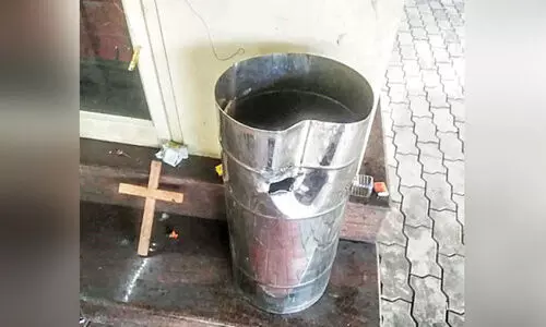 ഭണ്ഡാരം കുത്തിത്തുറന്ന് പണം മോഷ്​ടിച്ചു