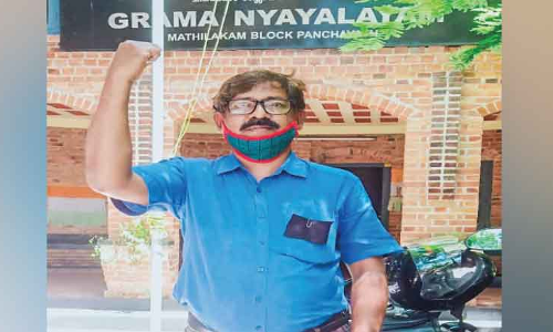 സ​ഹ​പ്ര​വ​ർ​ത്ത​ക​ർ ക്വാ​റ​ൻ​റീ​നി​ൽ; പ്ര​തി​ഷേ​ധി​ക്കാ​ൻ ഒ​രാ​ൾ മാ​ത്രം