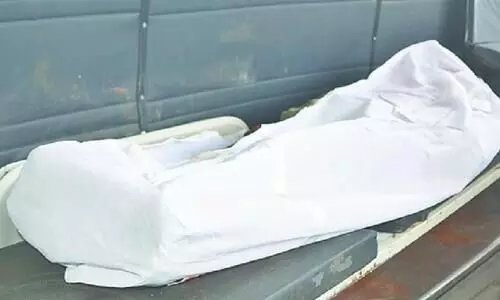 കോവിഡ്​ ബാധിച്ച്​ മരിച്ചവരുടെ മൃതദേഹങ്ങൾ മാറി സംസ്​കരിക്കാൻ എത്തിച്ചു