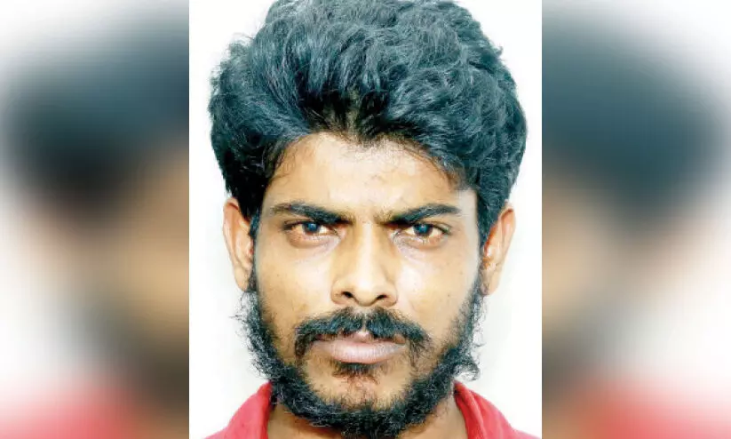 പെൺകുട്ടിയെ തട്ടിക്കൊണ്ടുപോയി പീഡിപ്പിച്ച യുവാവ്​ അറസ്​റ്റിൽ