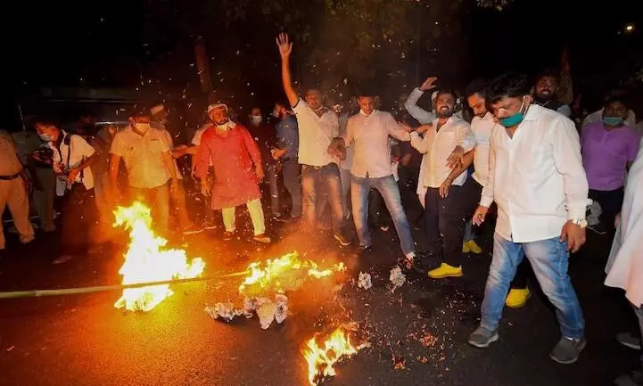 ഹാഥ്​റസ്​: പ്രതിഷേധത്തിന്​ ആഹ്വാനം ചെയ്​ത്​ പ്രതിപക്ഷ പാർട്ടികൾ; ഇന്ത്യ ഗേറ്റിൽ നിരോധനാജ്ഞ