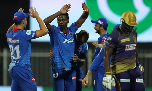 ഷാർജയിൽ റൺമഴ; വിജയക്കുട ചൂടി ഡൽഹി