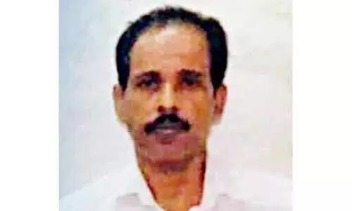 സ്‌​ട്രെ​ച്ച​ർ വി​മാ​ന​യാ​ത്ര വി​ഫ​ല​മാ​യി; അ​ബ്​​ദു​റ​ഹ്​​മാ​ൻ യാ​ത്ര​യാ​യി