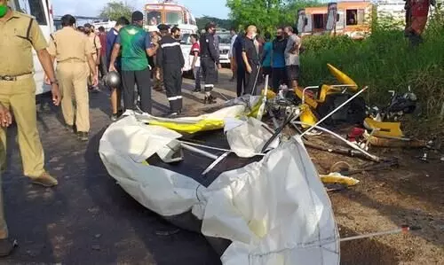 പരിശീലന പറക്കലിനിടെ ഗ്ലൈഡര്‍ തകര്‍ന്ന്​ രണ്ട്​ മരണം