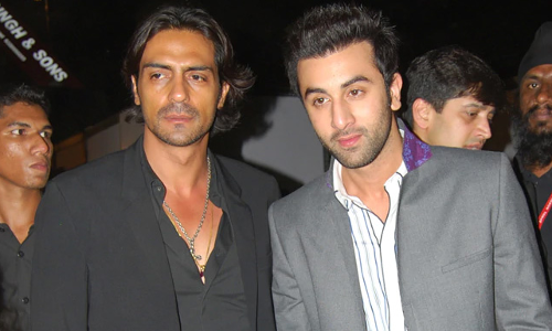 രൺബീർ, അർജുൻ രാംപാൽ, ഡിനോ മോറിയ എന്നിവർക്കെതിരെ മൊഴി നൽകാൻ നിർബന്ധിക്കുന്നു -ക്ഷിതിജ്​