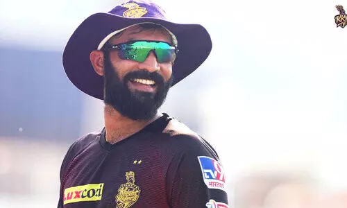 കാർത്തിക്കിനെ മാറ്റി അയാളെ നായകനാക്കൂ...!! രോഷമടങ്ങാതെ കെ.കെ.ആർ ആരാധകർ