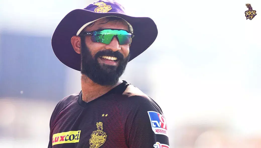 കാർത്തിക്കിനെ മാറ്റി അയാളെ നായകനാക്കൂ...!! രോഷമടങ്ങാതെ കെ.കെ.ആർ ആരാധകർ