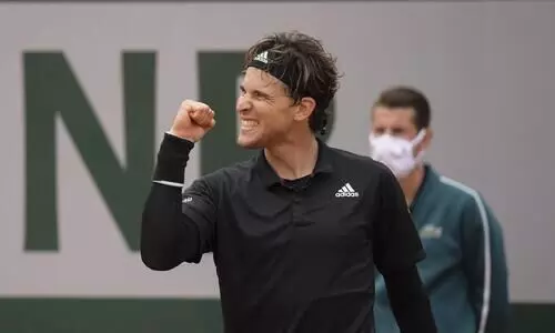 തീമിന്​ ടെന്നിസിൽ മാത്രമല്ല ഫുട്​ബാളിലുമുണ്ട്​ പിടി