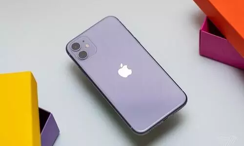 ഐ ഫോൺ 11​ന്​ വില 50000 രൂപയിൽ താഴെ; ഞെട്ടിക്കാനൊരുങ്ങി ആമസോൺ