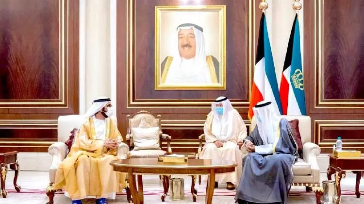 കുവൈത്ത് അമീറിനെ ശൈഖ് മുഹമ്മദ് സന്ദർശിച്ചു കുവൈത്ത് അമീറിനെ ശൈഖ് മുഹമ്മദ് സന്ദർശിച്ചു