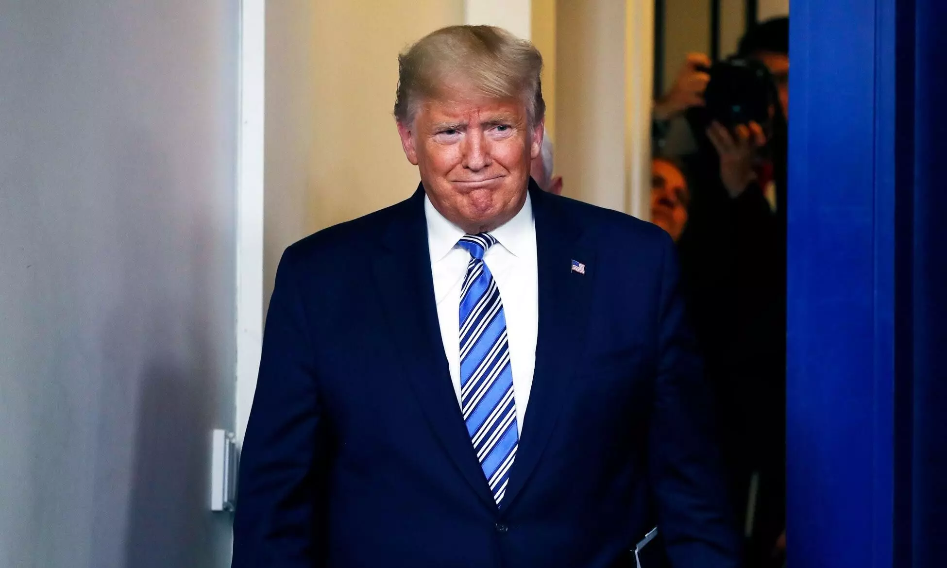 ബൈഡൻ വിജയിച്ചാൽ കമ്യൂണിസ്​റ്റായകമല ഹാരിസ്​ ഒരുമാസത്തിനകം പ്രസിഡൻറ്​ സ്​ഥാനം പിടിച്ചടക്കും- ട്രംപ്​