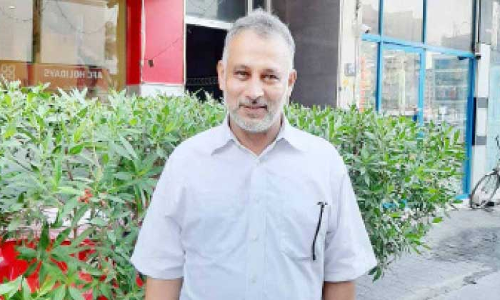 നാലു പതിറ്റാണ്ടി​െൻറ പ്രവാസം മതിയാക്കി കാസിം വേളത്തേക്ക്