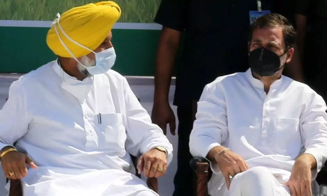 രാഹുൽ ഗാന്ധിക്കൊപ്പം വേദി പങ്കിട്ട പഞ്ചാബ് മന്ത്രിക്ക് കോവിഡ് രാഹുൽ ഗാന്ധിക്കൊപ്പം വേദി പങ്കിട്ട പഞ്ചാബ് മന്ത്രിക്ക് കോവിഡ്