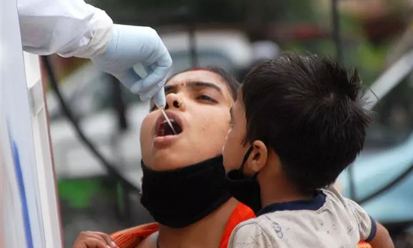 കോവിഡ്: ആന്റിജൻ ടെസ്റ്റ് നെഗറ്റീവ് ആയാലും ആർ.ടി.പി.സി.ആർ ടെസ്റ്റ് കൂടി നടത്തും കോവിഡ്: ആന്റിജൻ ടെസ്റ്റ് നെഗറ്റീവ് ആയാലും ആർ.ടി.പി.സി.ആർ ടെസ്റ്റ് കൂടി നടത്തും