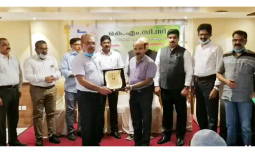 നൂ​ർ മു​ഹ​മ്മ​ദ് ക​തി​രൂ​ർ പ്ര​വാ​സം അ​വ​സാ​നി​പ്പി​ച്ച്​ മ​ട​ങ്ങി