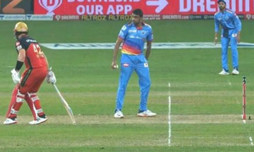 ഇത്​ ലാസ്​റ്റ്​ വാണിങ്, ഇനി മങ്കാദിങ്​ ; ബാറ്റ്​സ്​മാൻമാർക്ക്​ മുന്നറിയിപ്പുമായി അശ്വിൻ