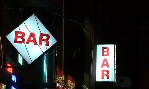 സംസ്ഥാനത്ത് ബാറുകൾ തുറക്കുന്നത് തെരഞ്ഞെടുപ്പ് ഫണ്ട് സ്വരൂപിക്കാനെന്ന് കെ.സി.ബി.സി