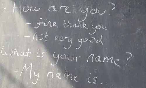 ഇംഗ്ലീഷ് മീഡിയത്തിൽ പഠിക്കുന്നത് തെലുങ്കിനെക്കാൾ ഗുണകരമാകുമെന്ന് ആന്ധ്ര സര്‍ക്കാര്‍ സുപ്രീംകോടതിയില്‍