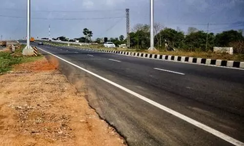 കൊച്ചി - ബംഗളൂരു വ്യവസായ ഇടനാഴിക്ക് തൃശൂര്‍ ജില്ലയില്‍ സ്ഥലം കണ്ടെത്താന്‍ നിര്‍ദേശം