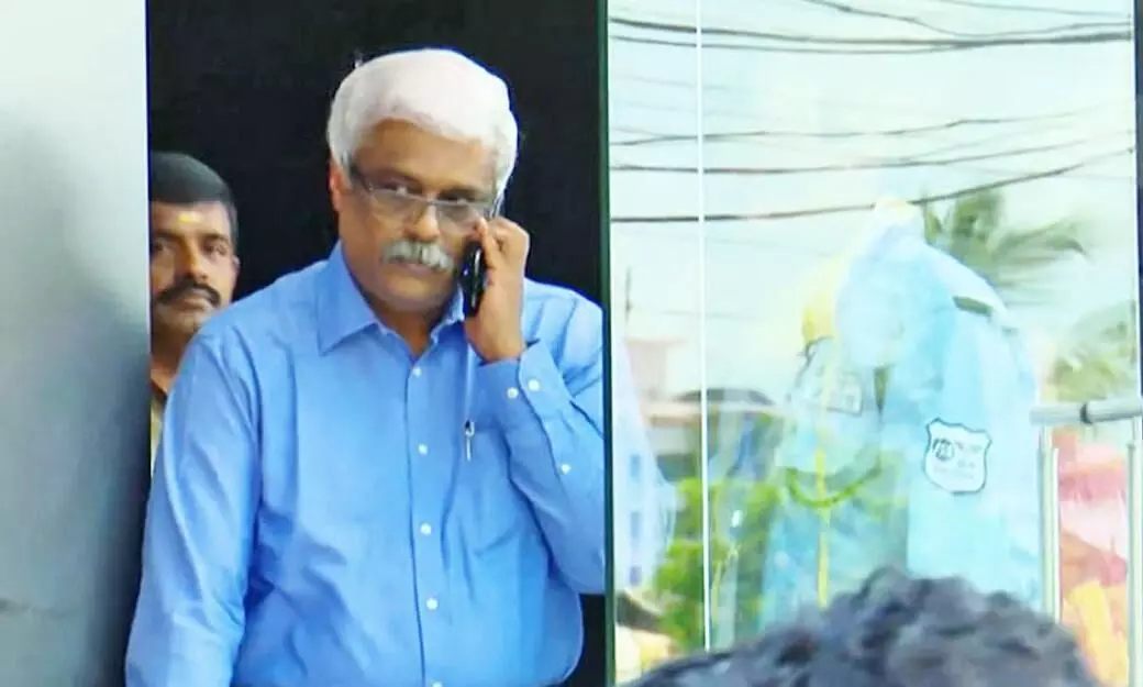 ലൈഫ്മിഷൻ: ശിവശങ്കറെ സി.ബി.െഎ ചോദ്യംചെയ്യും ലൈഫ്മിഷൻ: ശിവശങ്കറെ സി.ബി.െഎ ചോദ്യംചെയ്യും